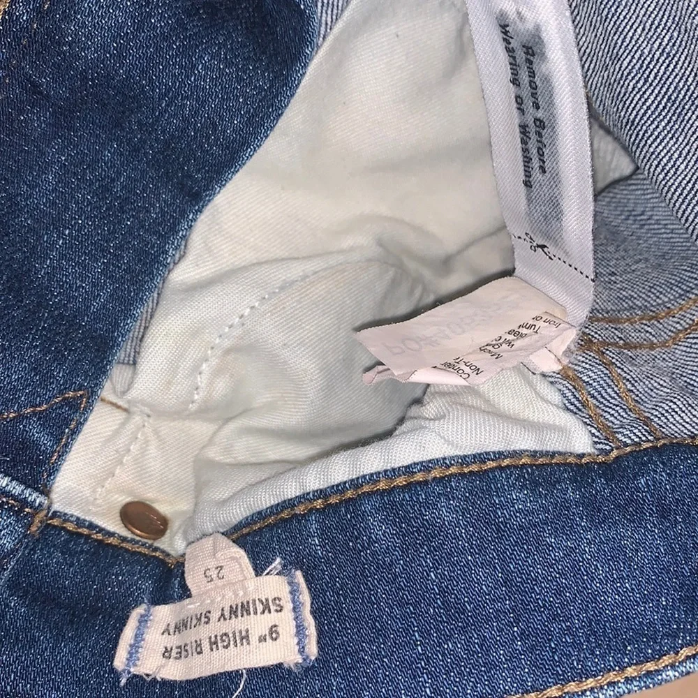 Madewell High Rise Skinny Jeans - Picture 3 of 6